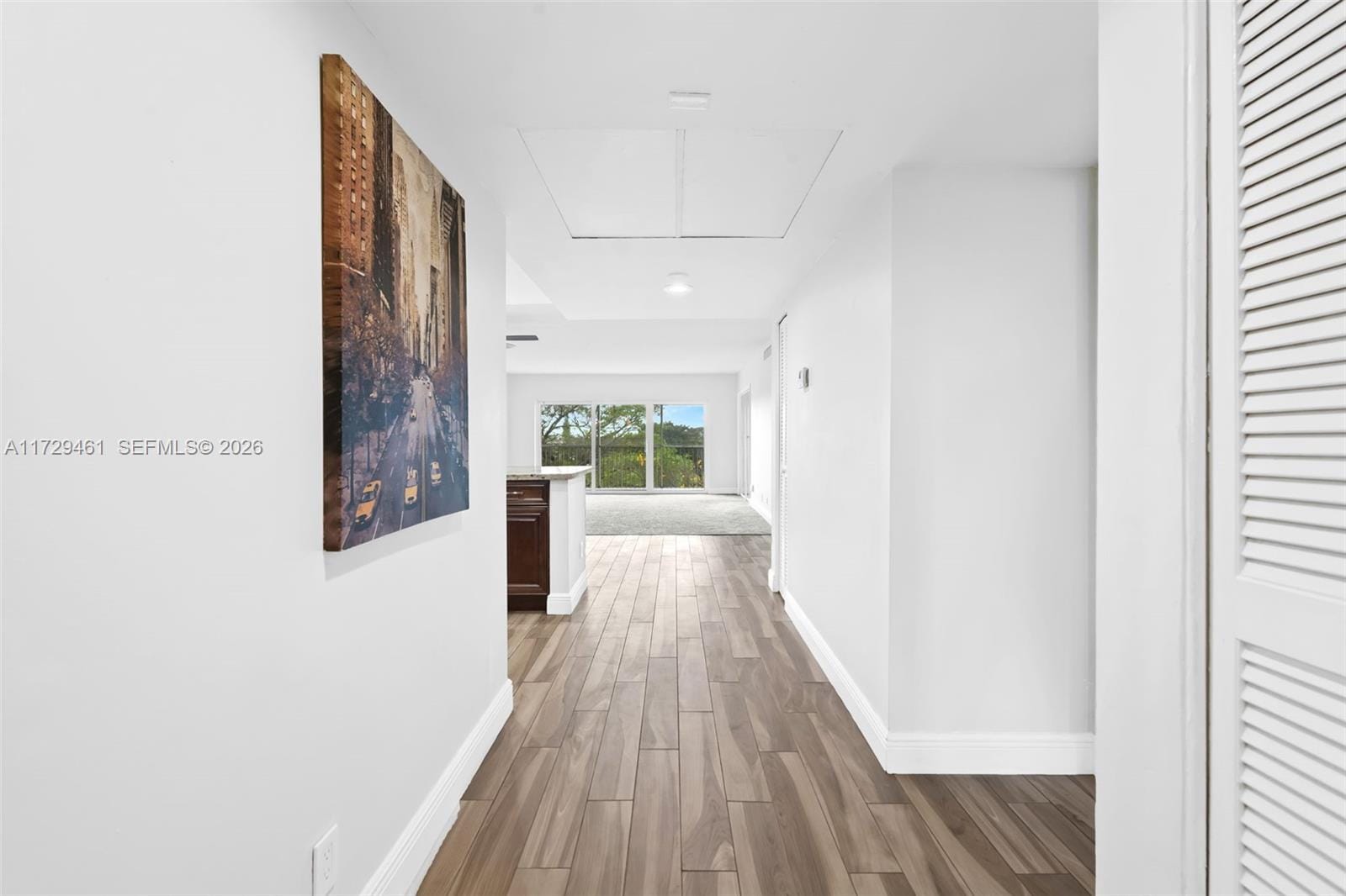 3050 N Palm Aire Drive 501 — photo 4