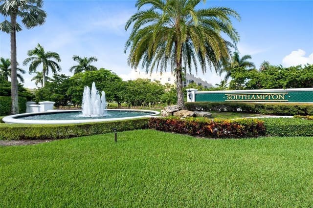 7611 Southampton Terrace 405A, sold in Southampton, Tamarac, FL