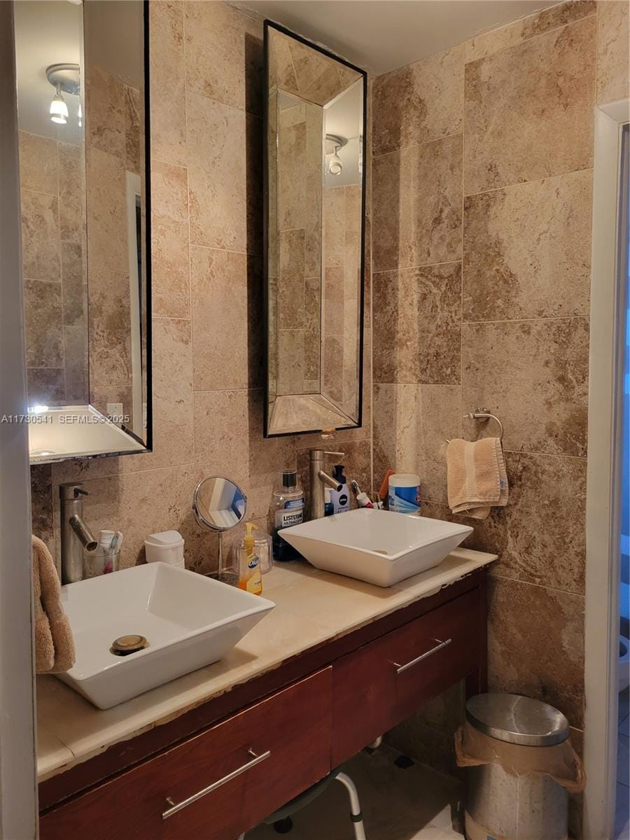 1519 Drexel Avenue 202, Miami Beach, FL 33139 photo 5