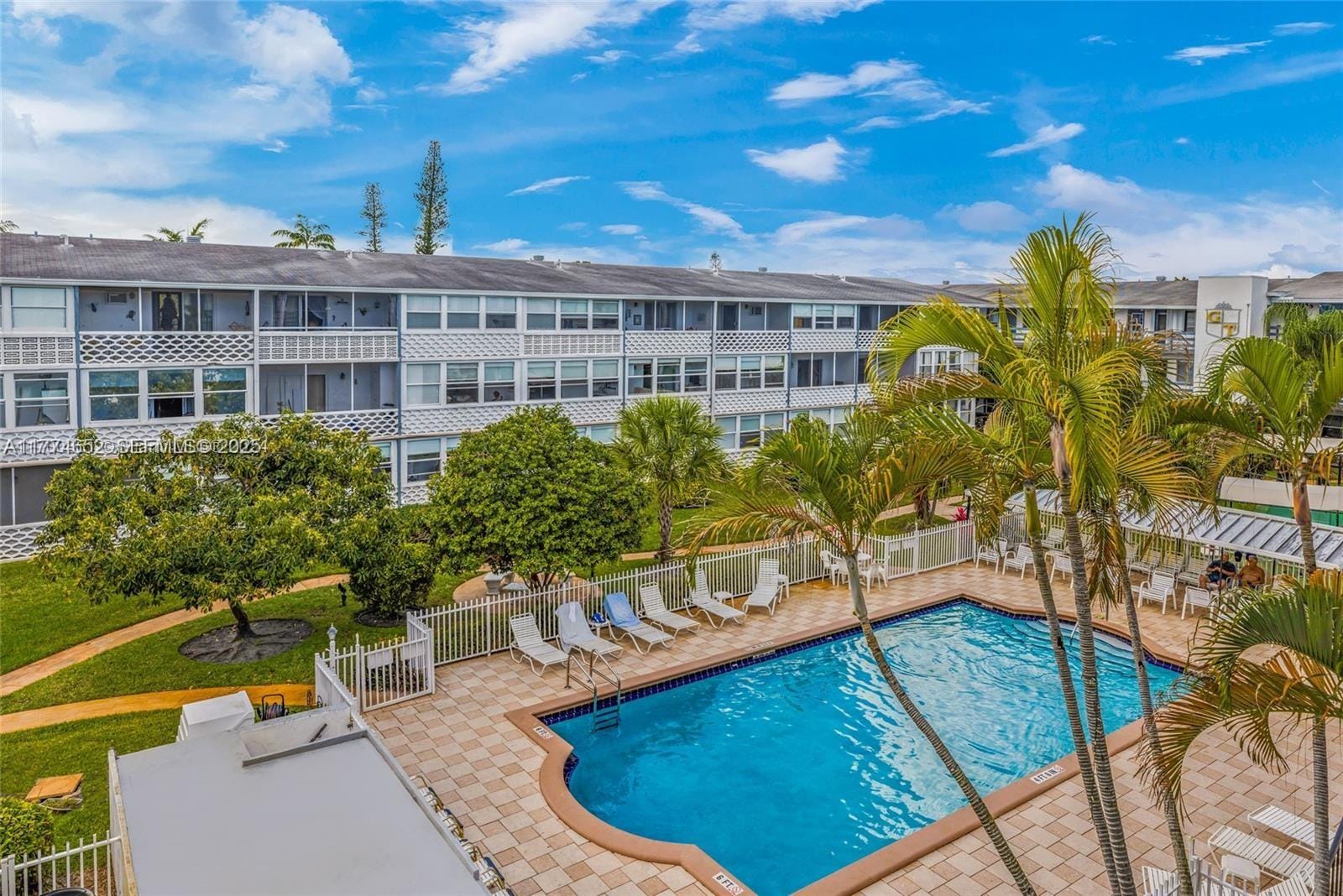 15610 NE 6th Avenue 32C, Miami, FL 33162 photo 5