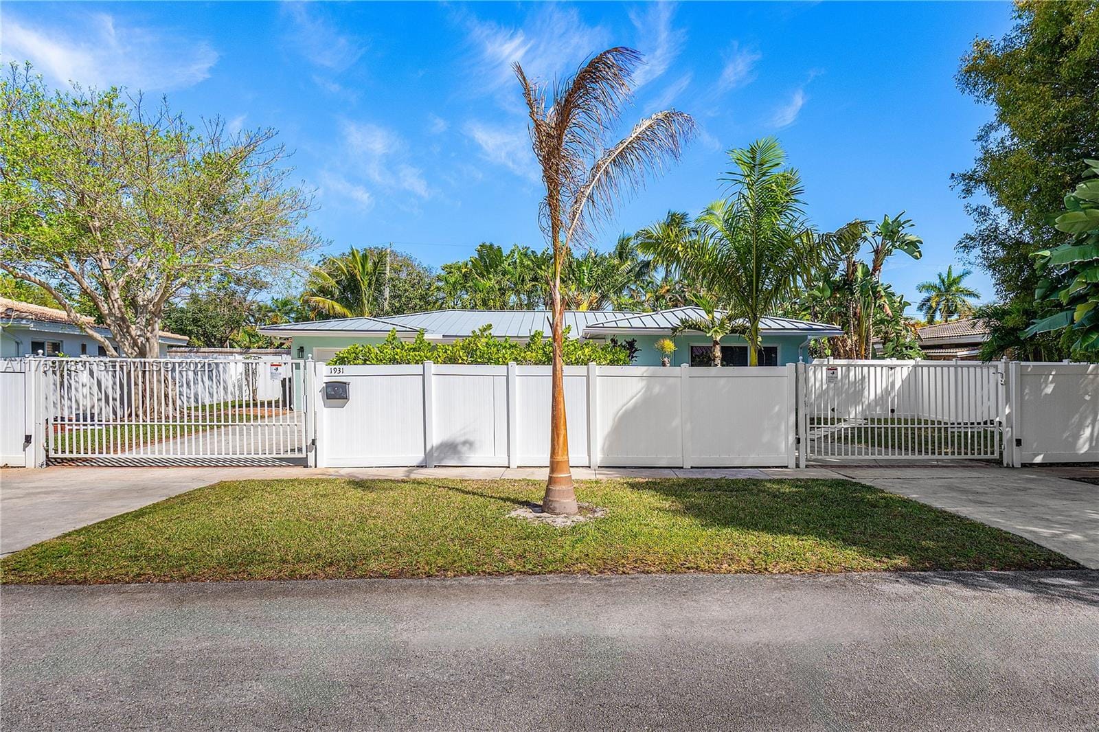 1931 NE 52nd Court, Fort Lauderdale, FL 33308 photo 5