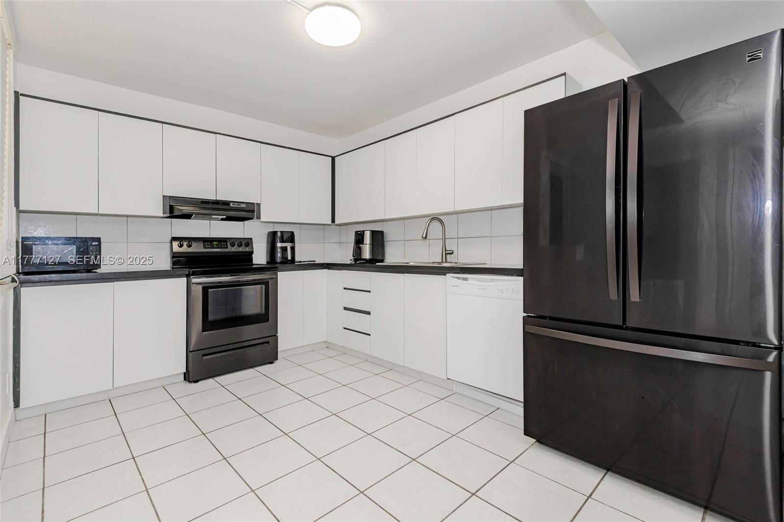 20350 W Country Club Drive 110-4, Aventura, FL 33180 photo 16