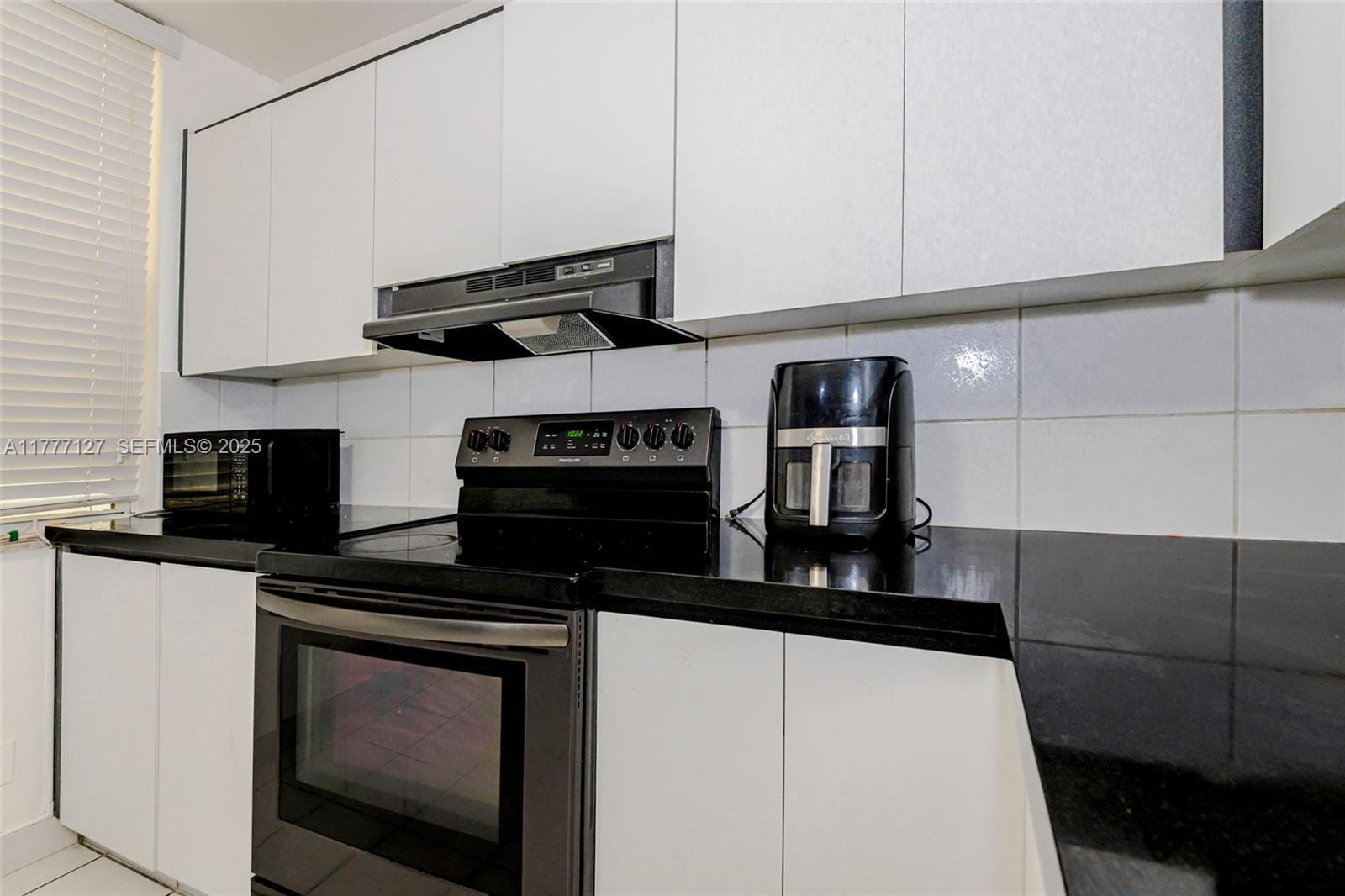 20350 W Country Club Drive 110-4, Aventura, FL 33180 photo 19