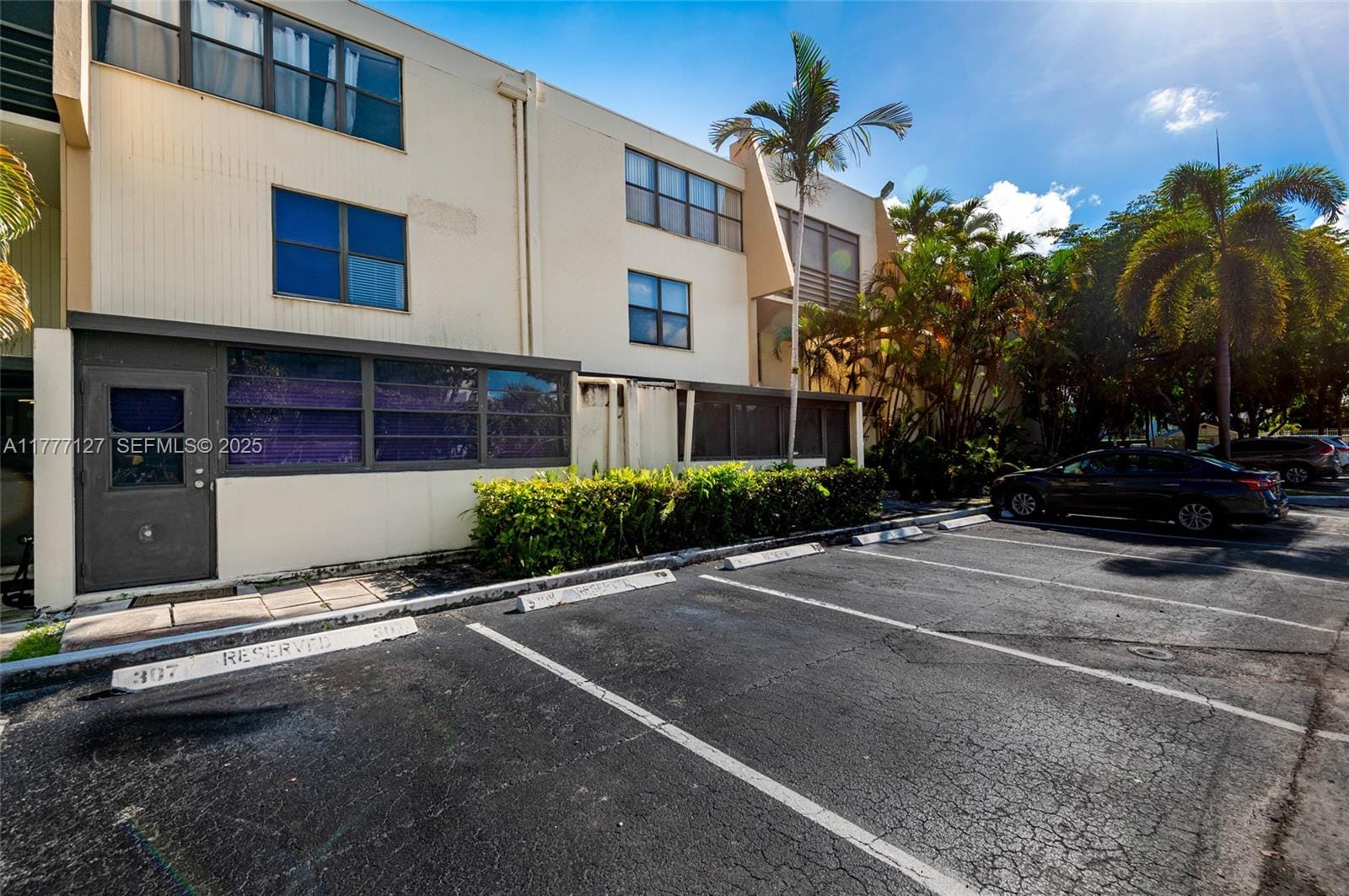 20350 W Country Club Drive 110-4, Aventura, FL 33180 photo 5