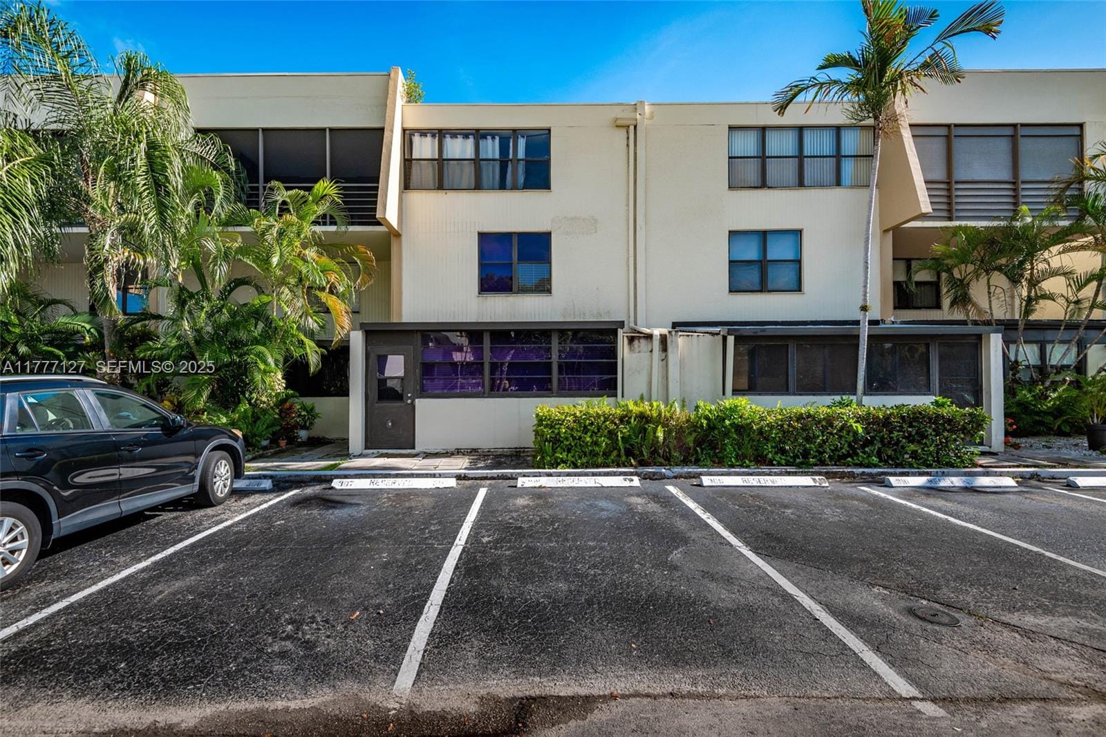 20350 W Country Club Drive 110-4, Aventura, FL 33180 photo 7
