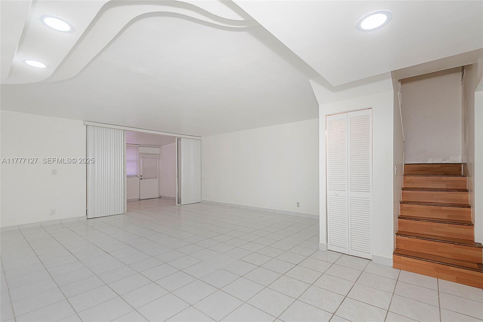 20350 W Country Club Drive 110-4, Aventura, FL 33180 photo 9
