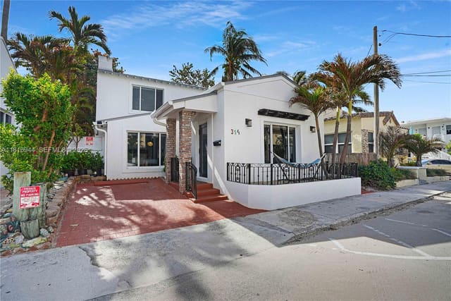 314 Oregon Street, sold in Hollywood Beach First Add, Hollywood, FL