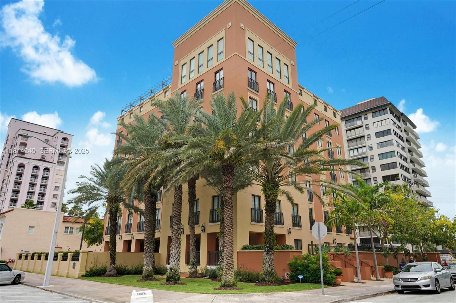 711 Biltmore Way 402, Coral Gables, FL 33134