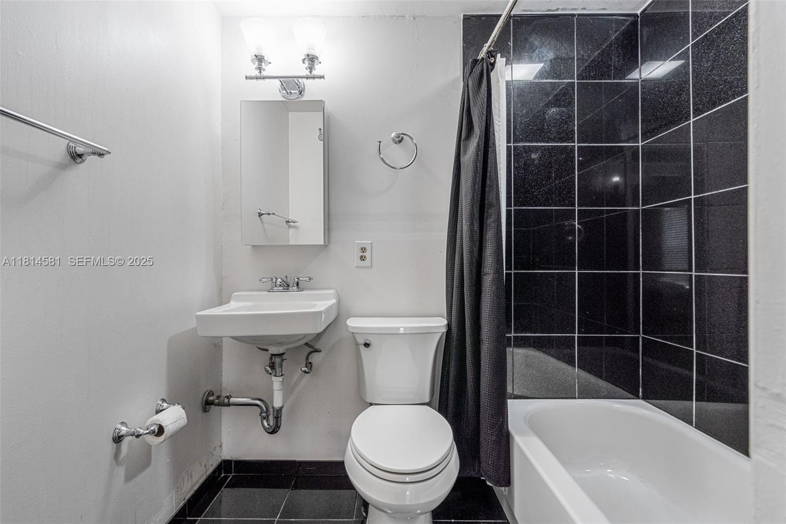 1728 NE 179th Street, North Miami Beach, FL 33162 photo 18