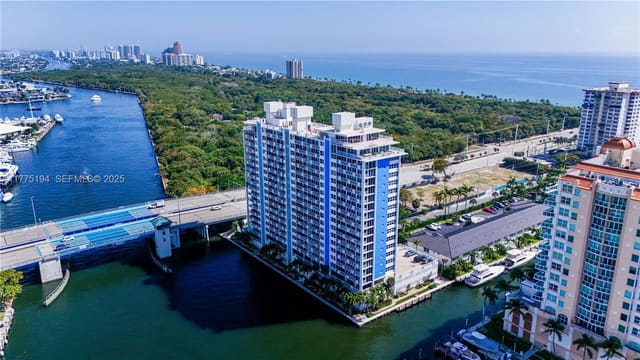 2800 E Sunrise Boulevard 14B, sold in Sunrise East Condo, Fort Lauderdale, FL
