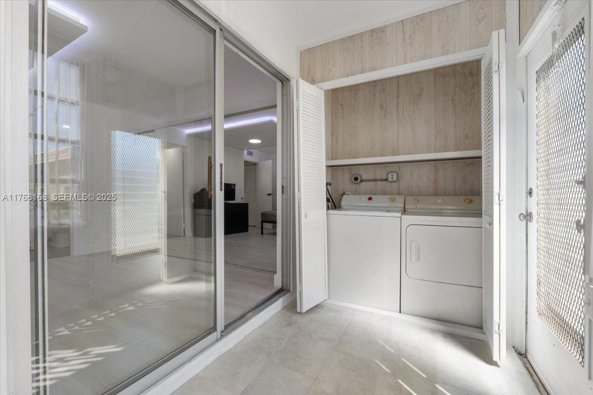 590 Brittany M 590, Delray Beach, FL 33446 photo 25