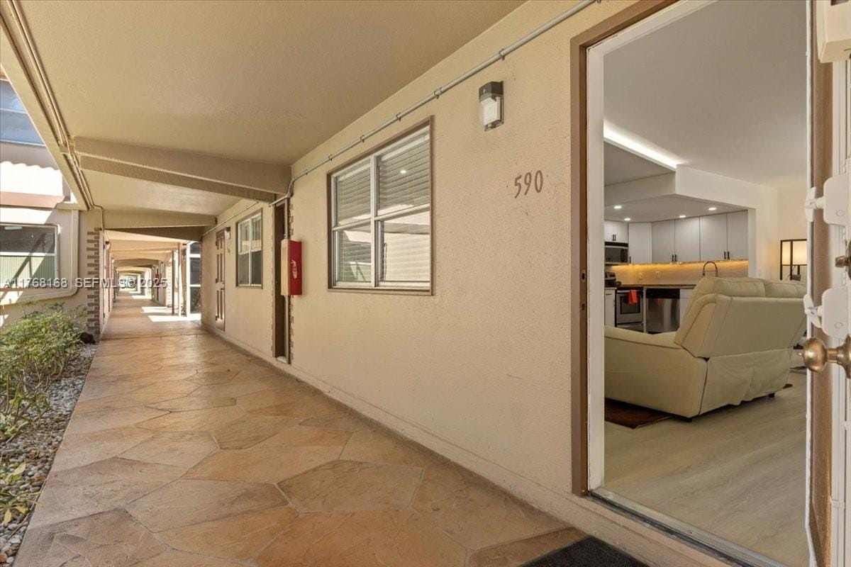 590 Brittany M 590, Delray Beach, FL 33446 photo 27
