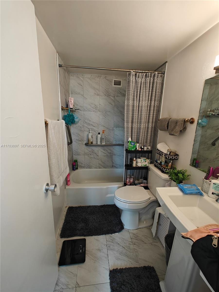 801 Brickell Bay Drive 764, Miami, FL 33131 photo 17