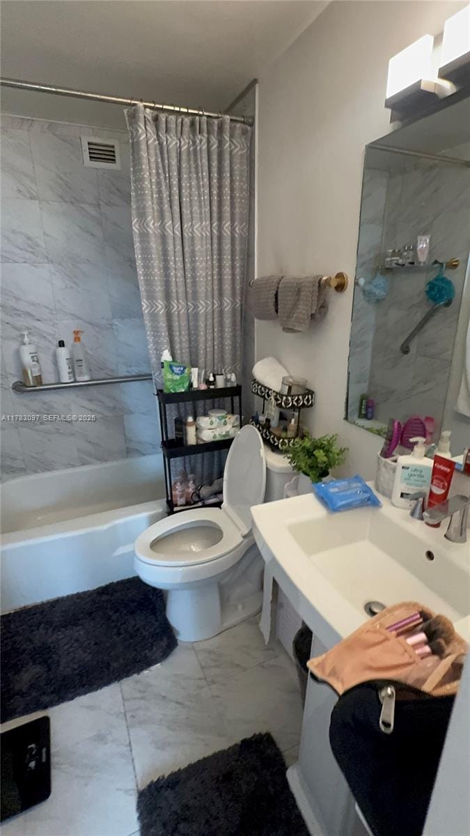 801 Brickell Bay Drive 764, Miami, FL 33131 photo 4