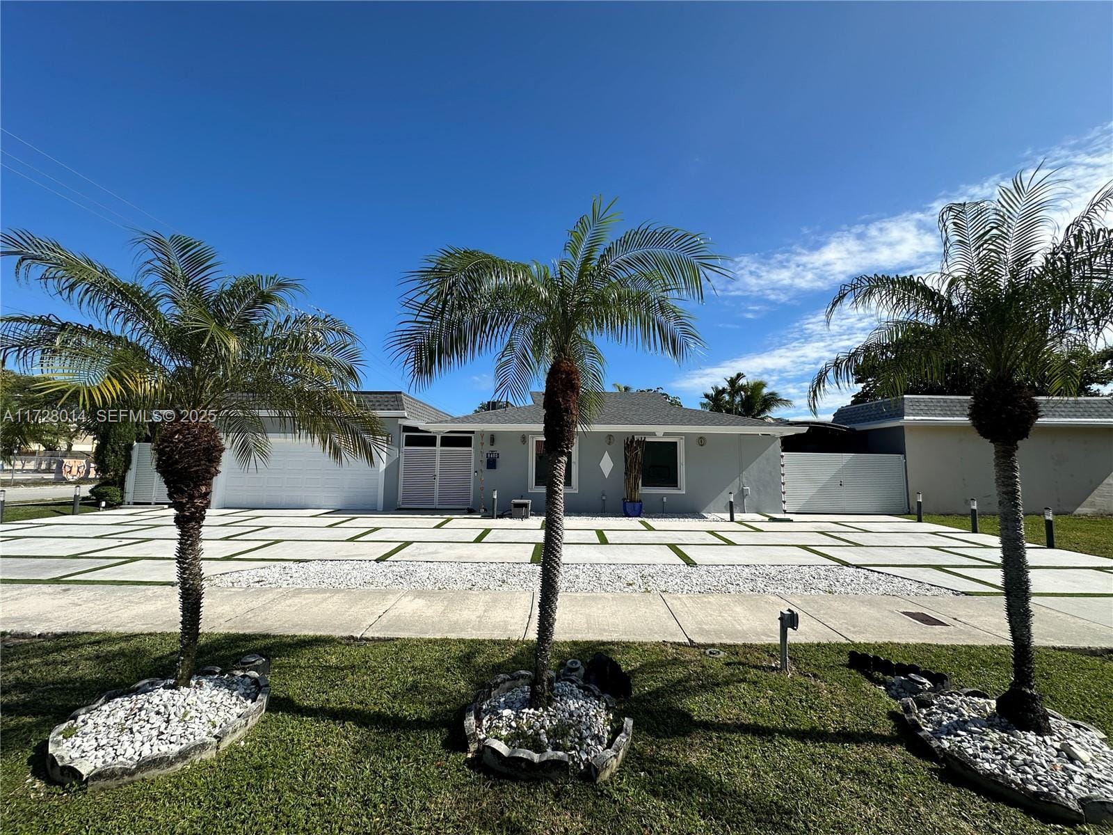 3 bedroom home for sale at 8405 102nd, Miami, FL 33173 — $825,000