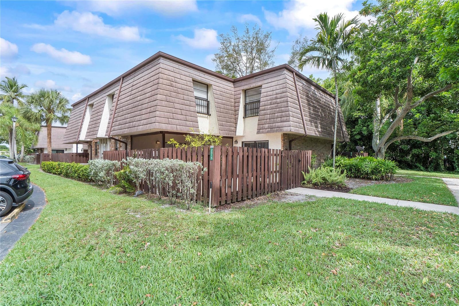 2515 NW 99th Avenue, Coral Springs, FL 33065