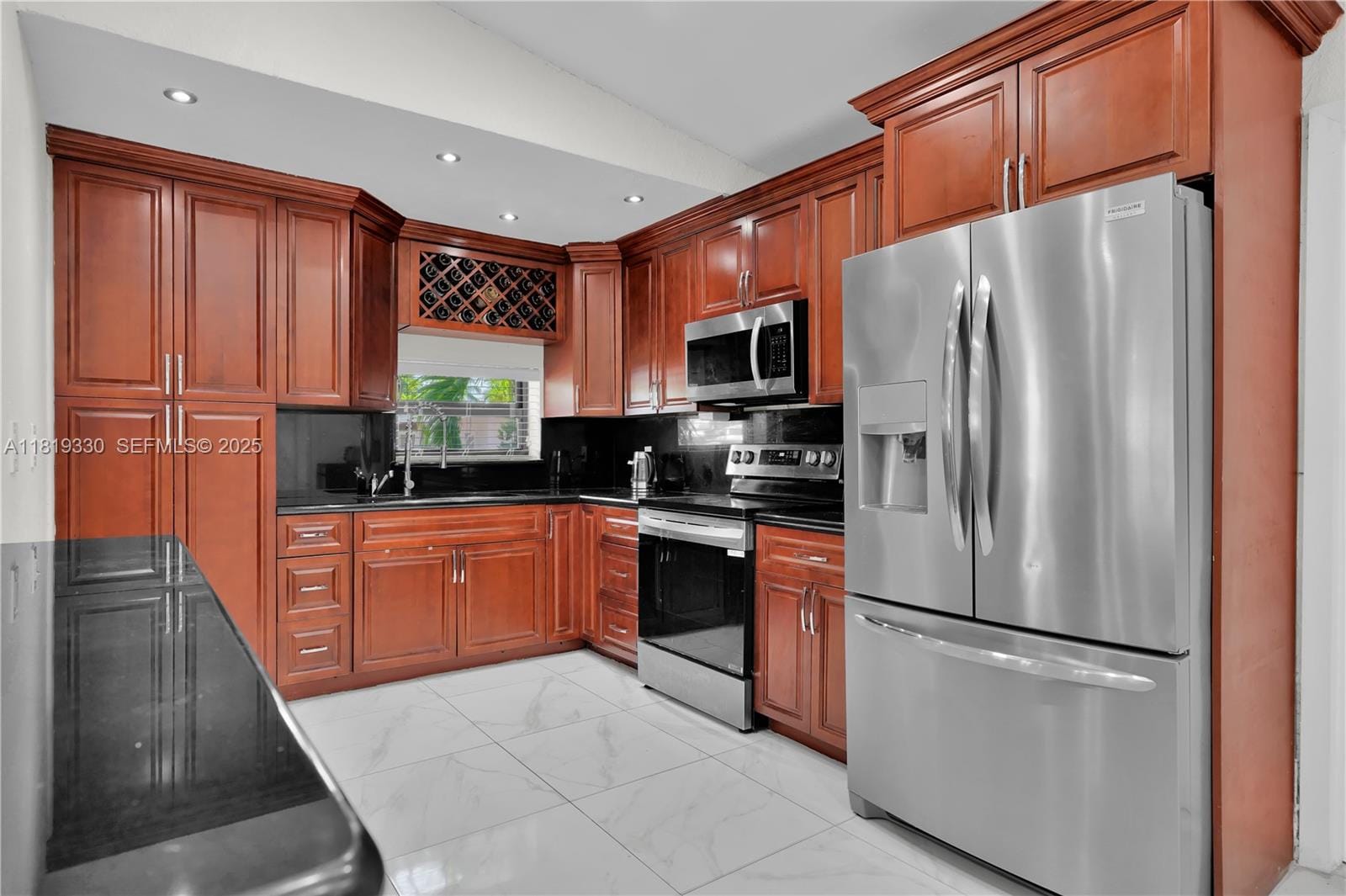 521 NE 175th Street, North Miami Beach, FL 33162 photo 7