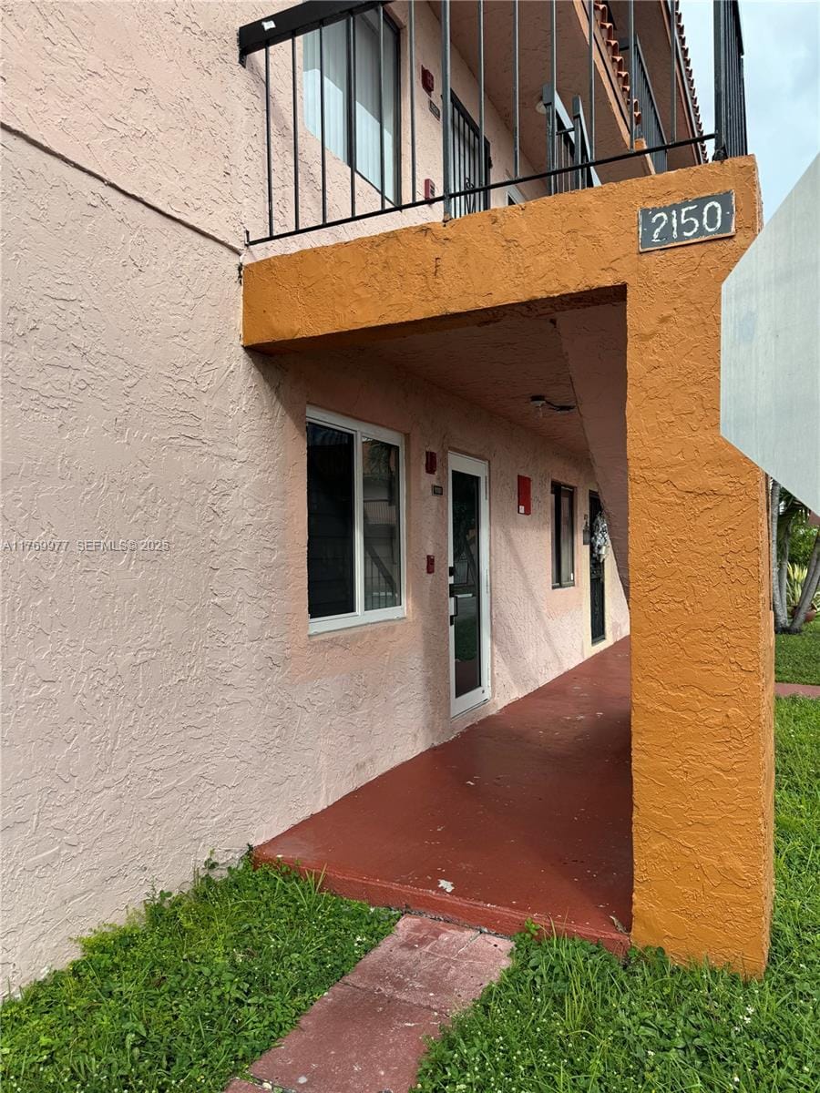 2150 W 60th Street 11101, Hialeah, FL 33016