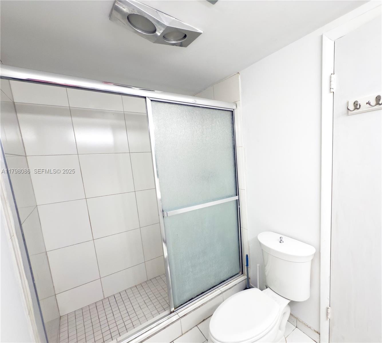 1100 NE 191st Street 25E, Miami, FL 33179 photo 10