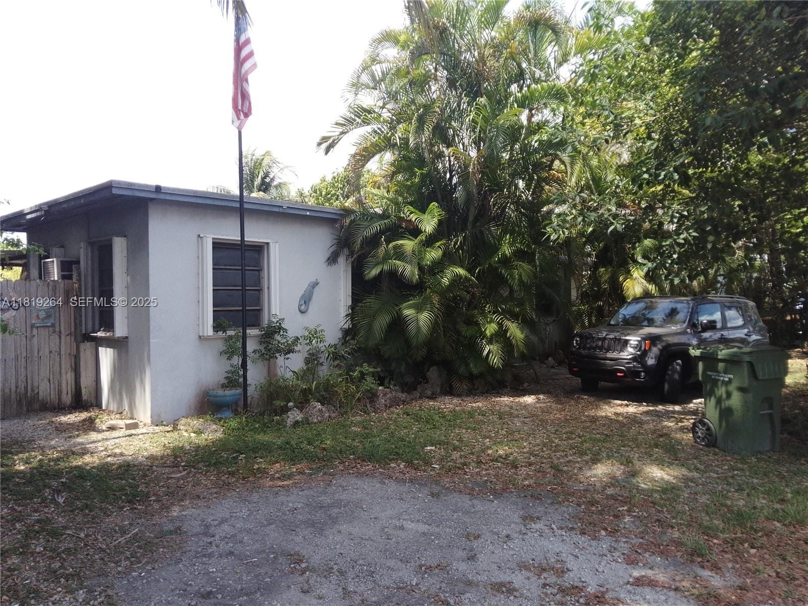 622 NE 11th Street, Homestead, FL 33030