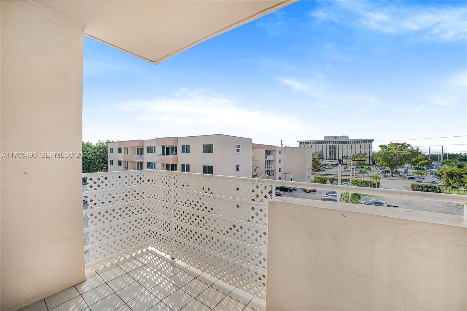 8050 NW 8th Street 1409, Miami, FL 33126 photo 22