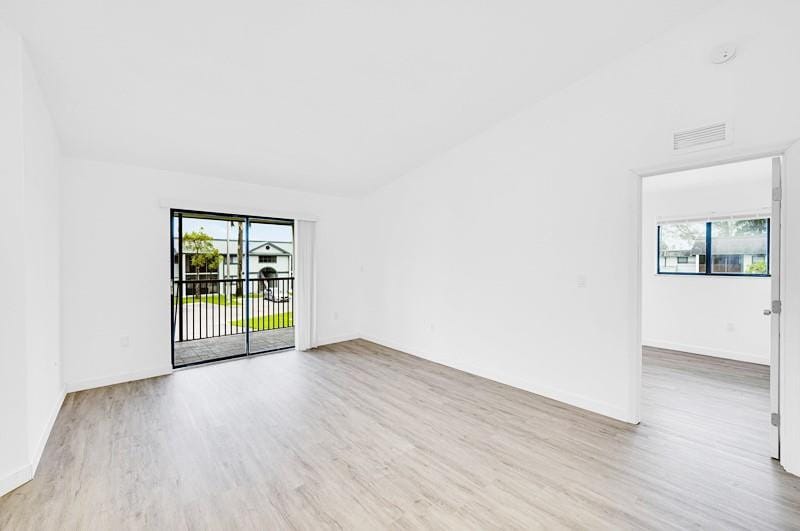 20730 NE 4th Place 201, Miami, FL 33179 photo 11