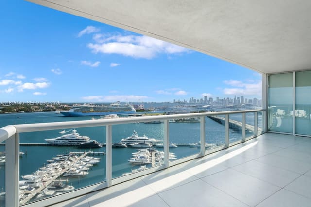450 Alton Road 2007, Miami Beach, FL 33139