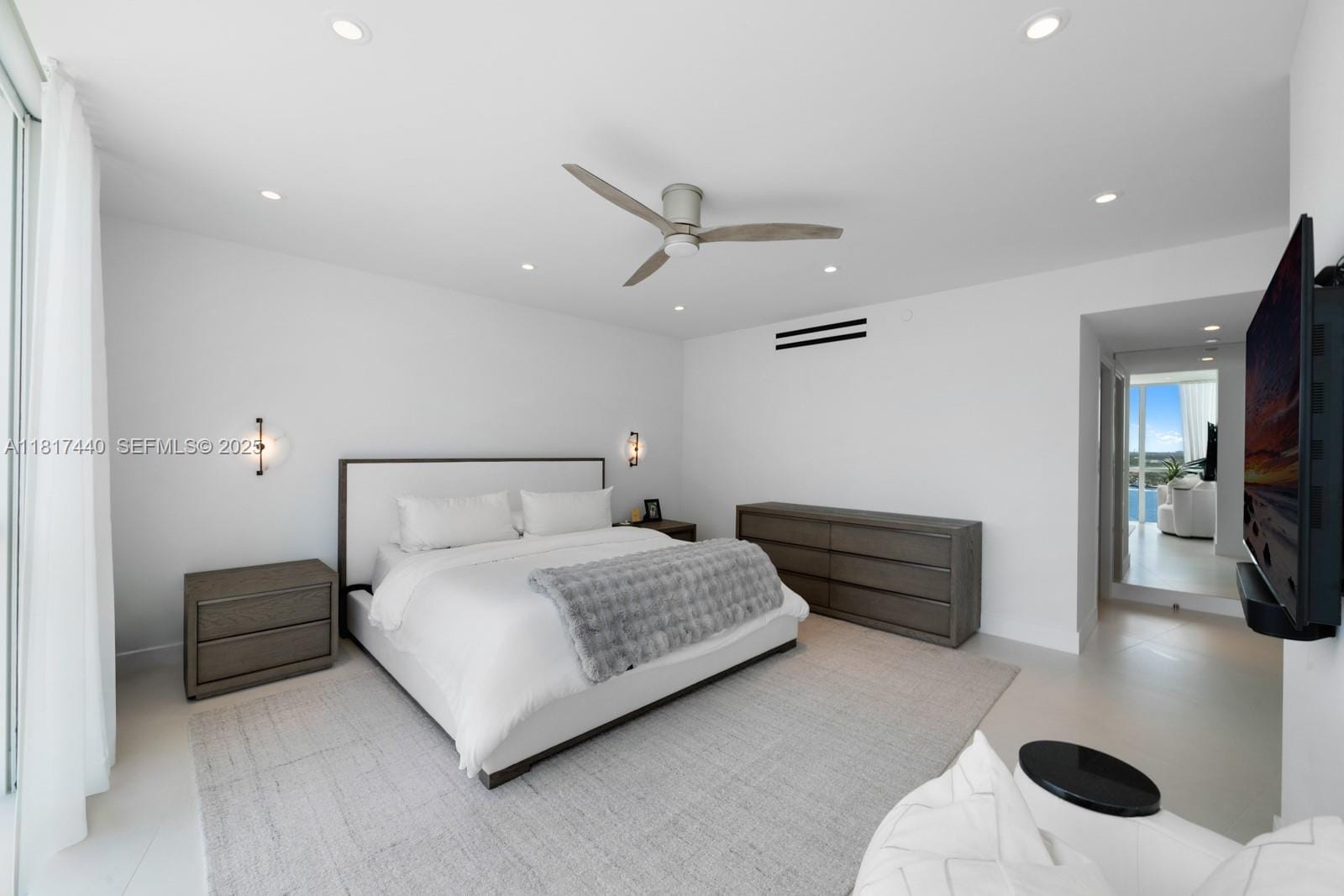 450 Alton Road 2007, Miami Beach, FL 33139 photo 12