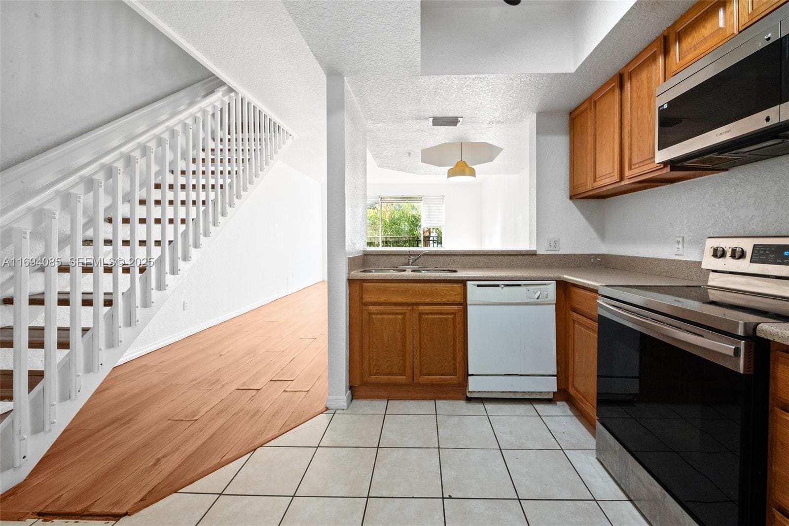 761 SW 148th Avenue 910, Sunrise, FL 33325 photo 17