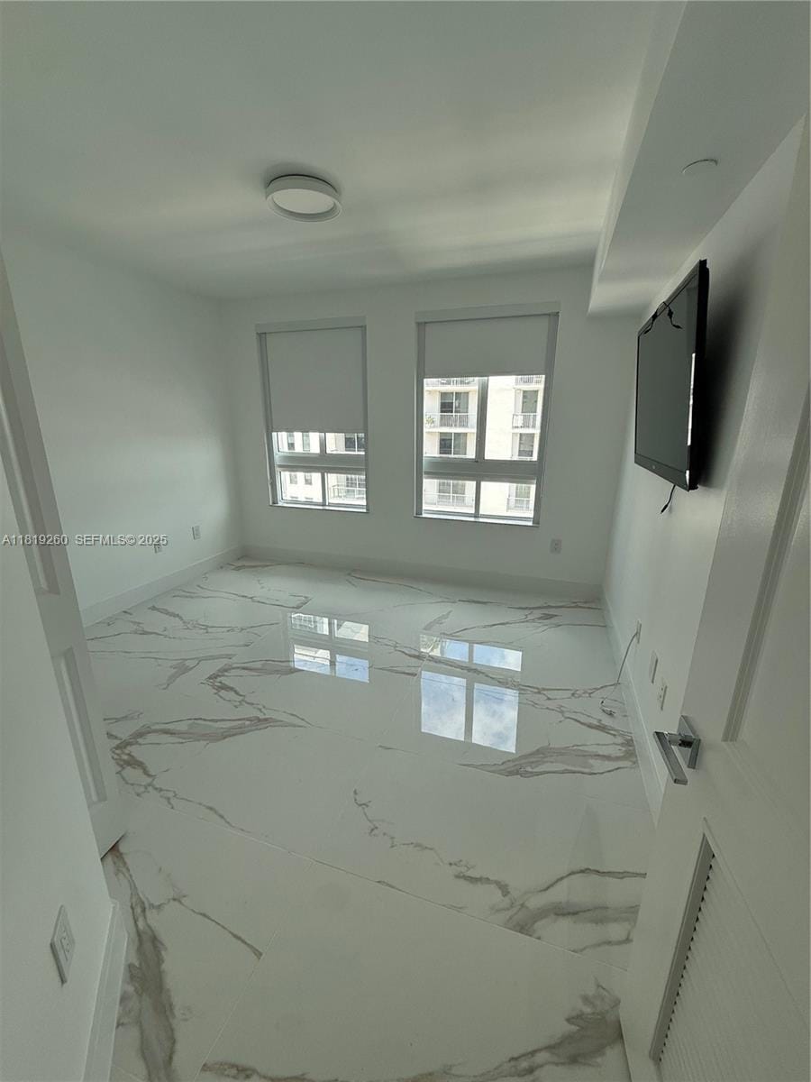7350 SW 89th Street 2011S, Miami, FL 33156 photo 1