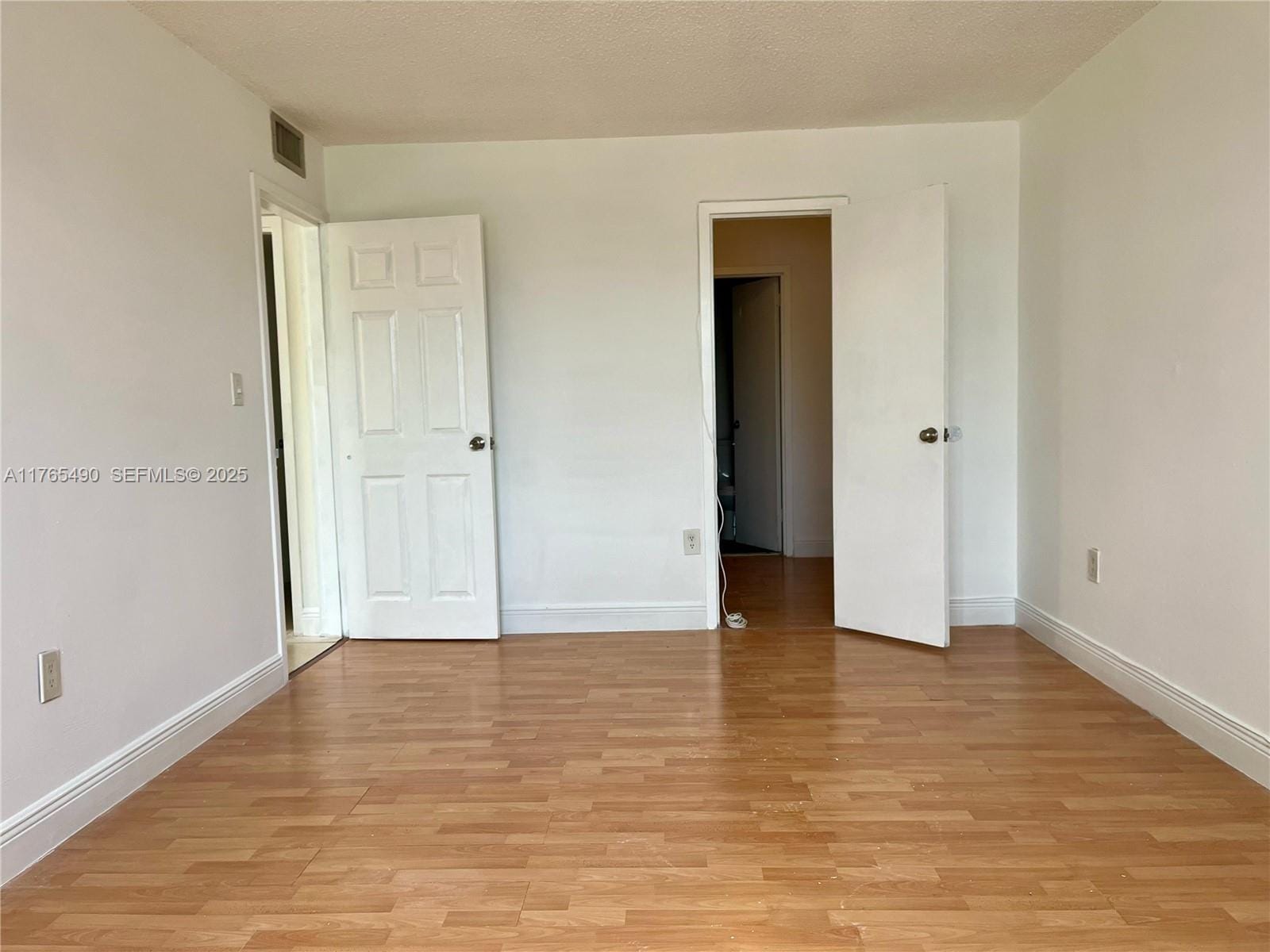 1805 Sans Souci Boulevard 202, North Miami, FL 33181 photo 15
