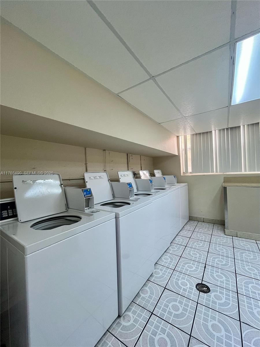 1805 Sans Souci Boulevard 202, North Miami, FL 33181 photo 22