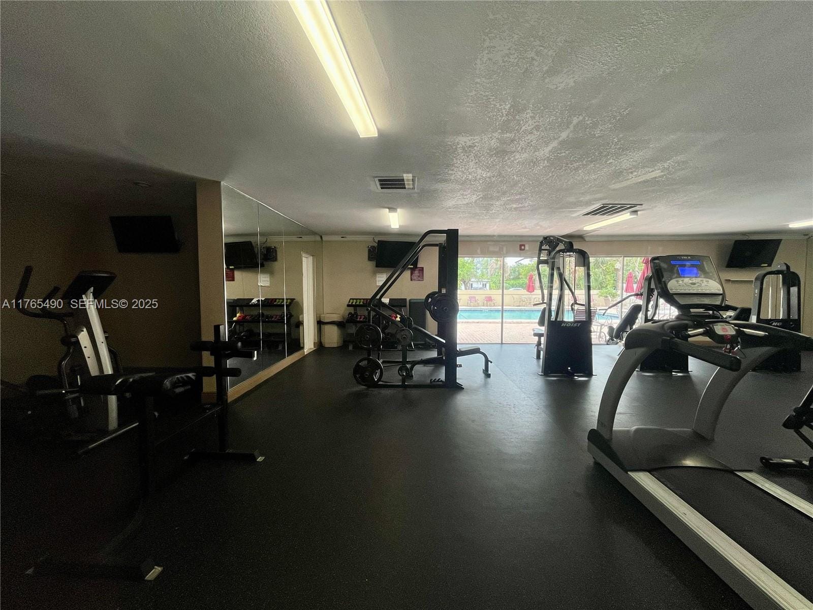 1805 Sans Souci Boulevard 202, North Miami, FL 33181 photo 24