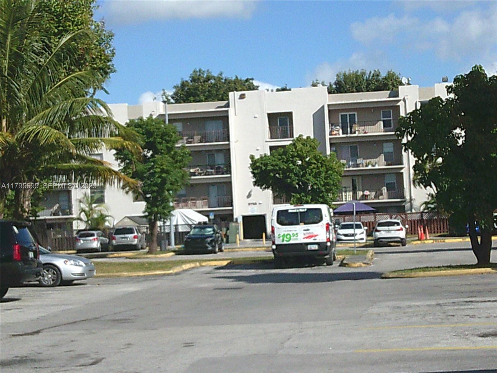 5775 W 20th Avenue 213, Hialeah, FL 33012 photo 2