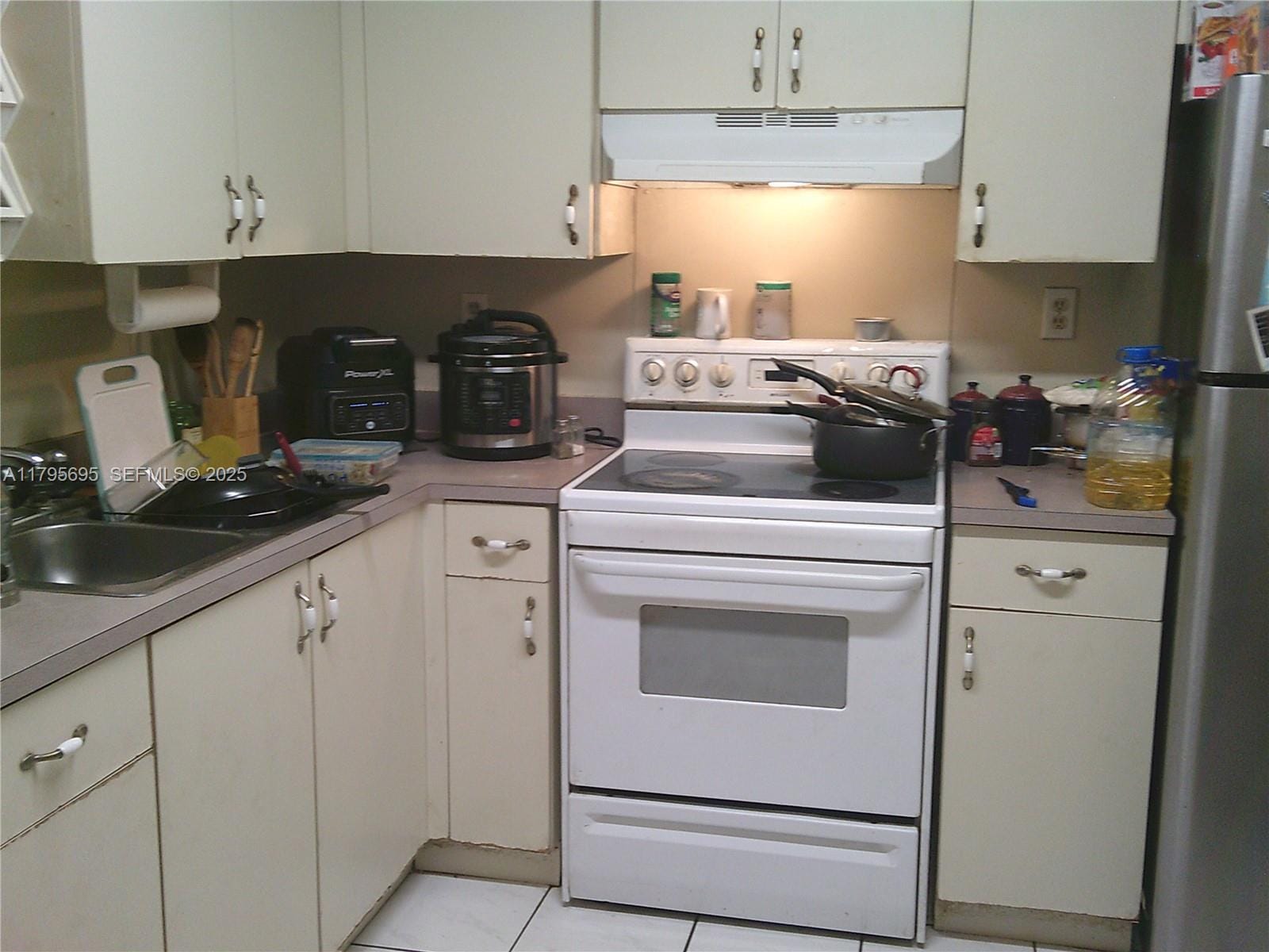 5775 W 20th Avenue 213, Hialeah, FL 33012 photo 3