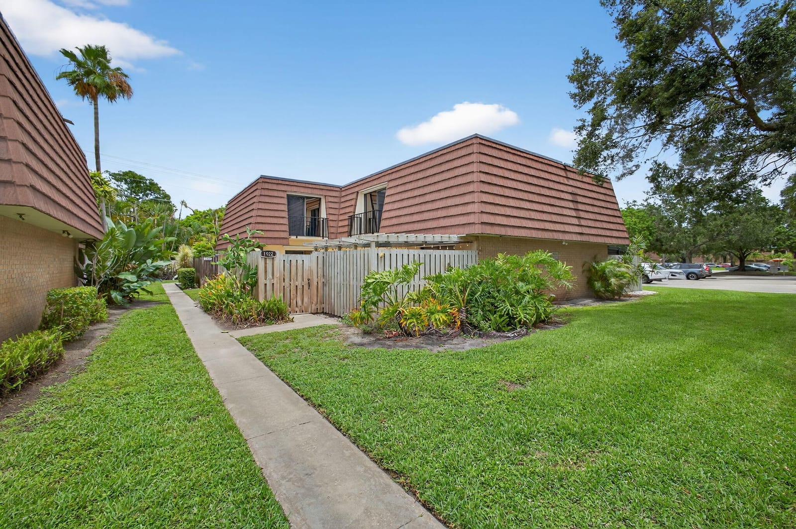 1922 19th Lane, Palm Beach Gardens, FL 33418