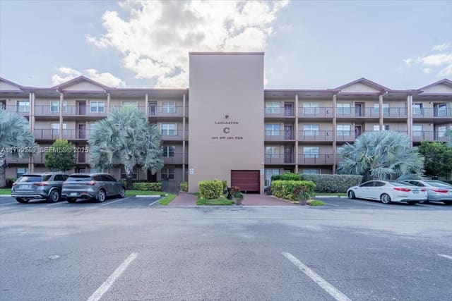 100 SW 130th Terrace 412C, sold in Lancaster At Century Vill, Pembroke Pines, FL