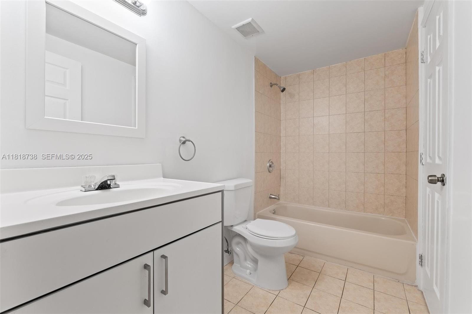 2660 W 76th Street 106, Hialeah, FL 33016 photo 14