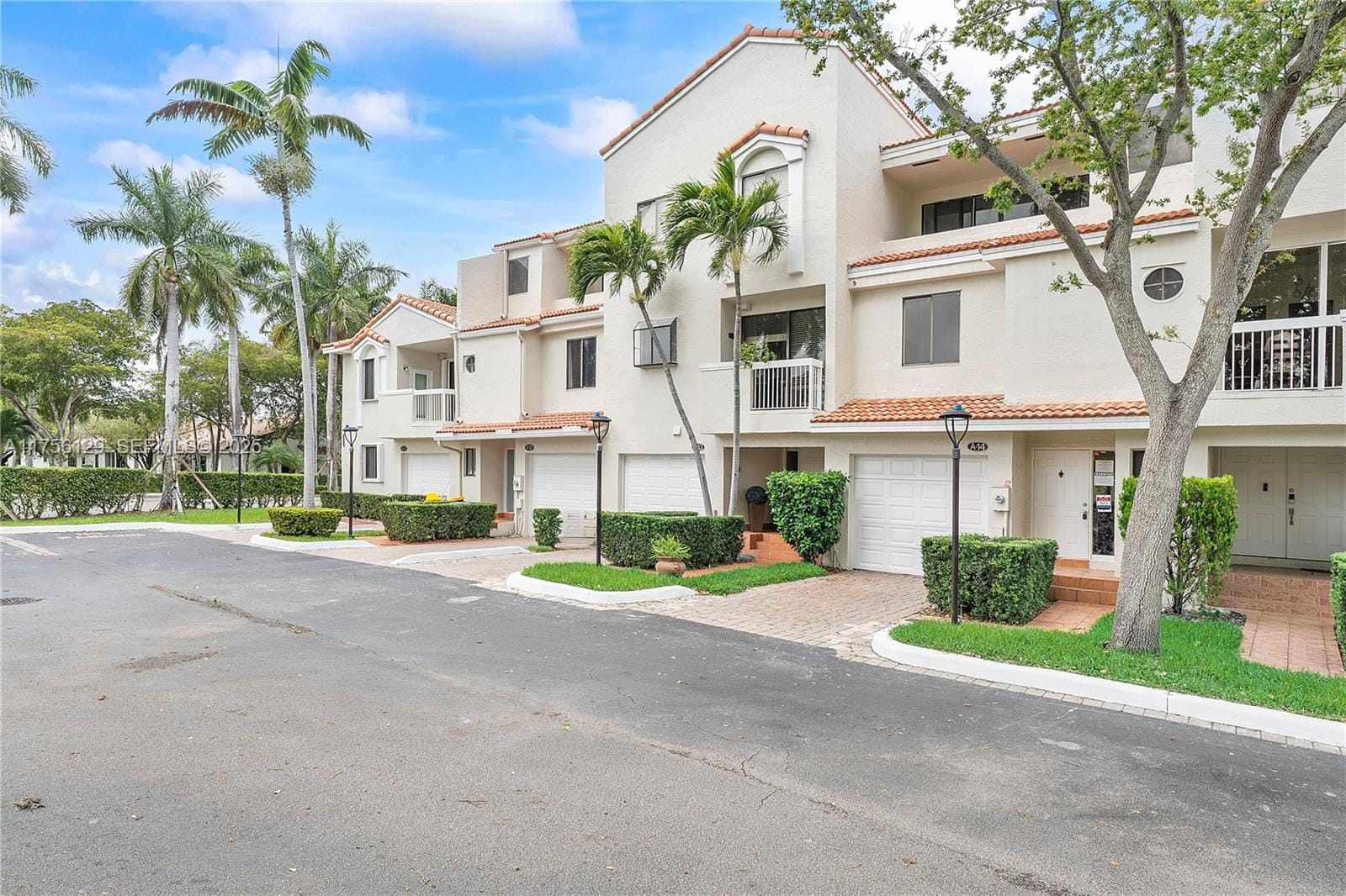 21375 Marina Cove Circle 14-A — photo 3