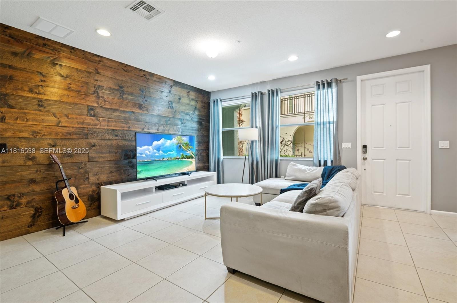 4164 Cascada Circle — photo 2