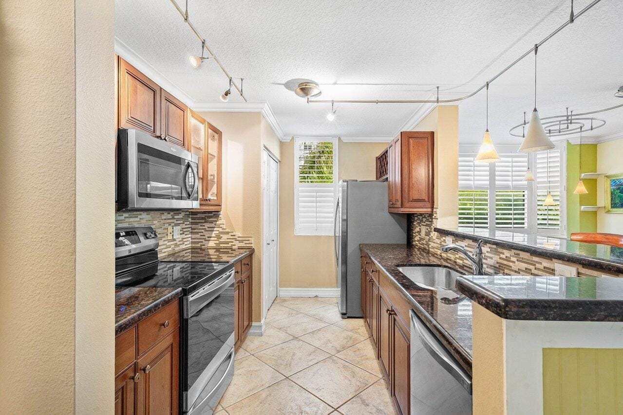 3606 S Ocean Boulevard 201 — photo 9