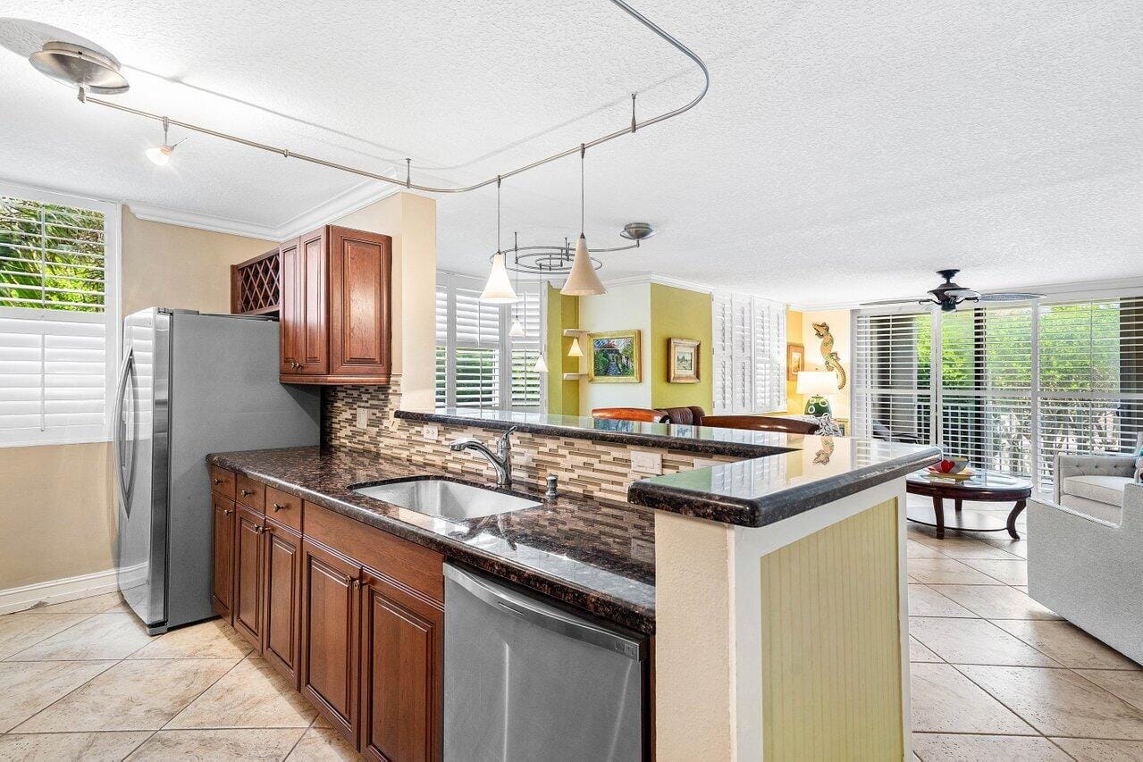3606 S Ocean Boulevard 201 — photo 10