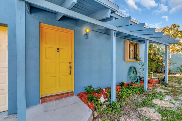2462 Sundy Avenue, Delray Beach, FL 33444
