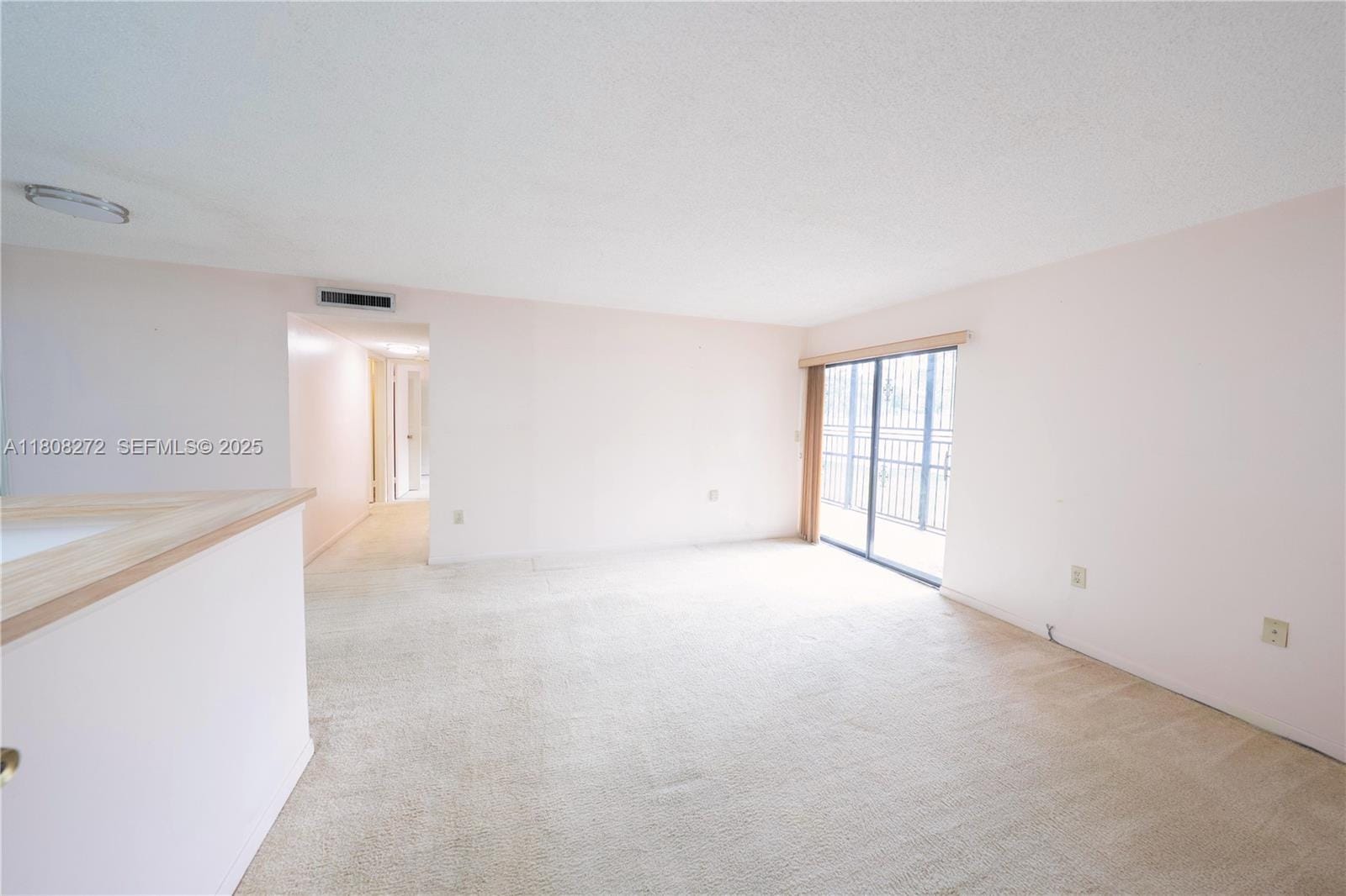 18785 NW 62nd Avenue 106, Hialeah, FL 33015 photo 4