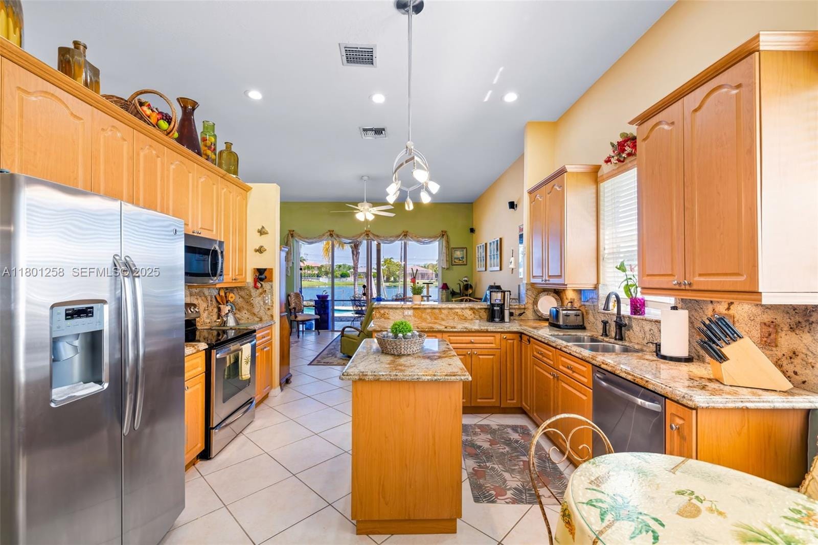 16343 Segovia S Circle — photo 7