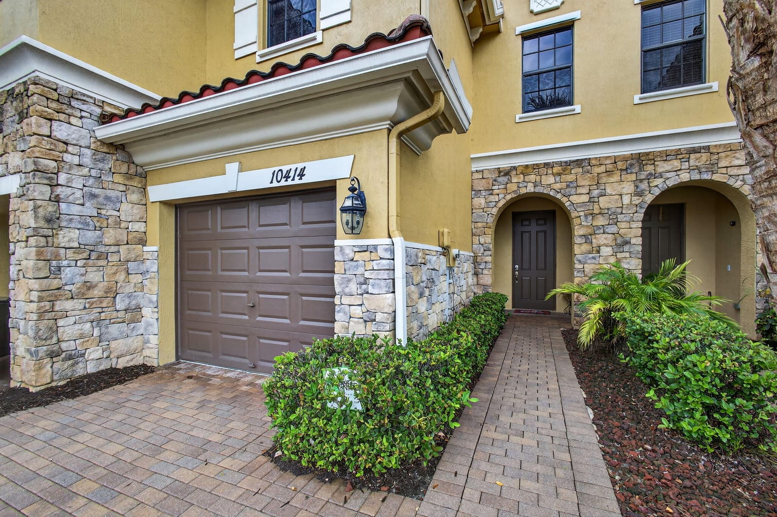 10414 Wellington Parc Drive, Wellington, FL 33449