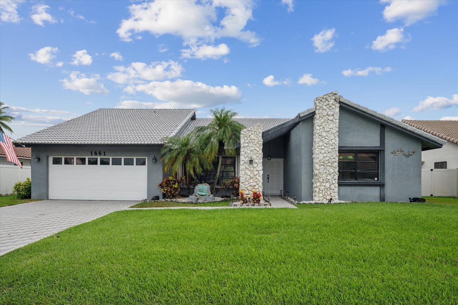 1661 NW 99th Avenue, Plantation, FL 33322
