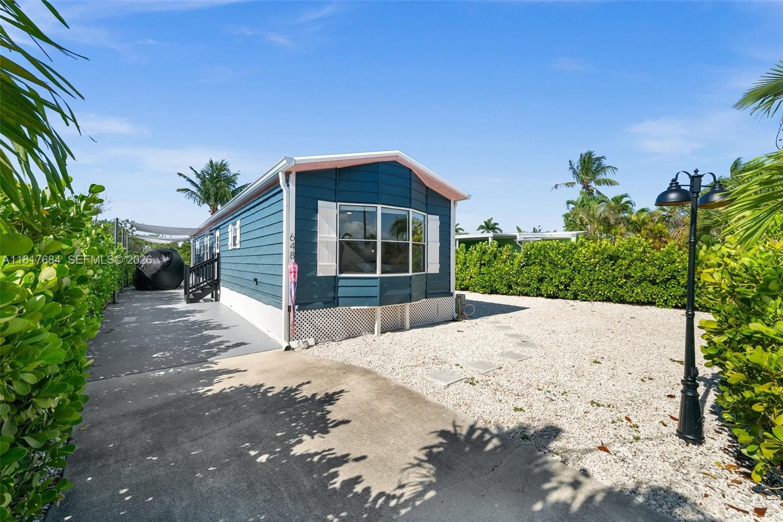 648 E Palm Drive — photo 4