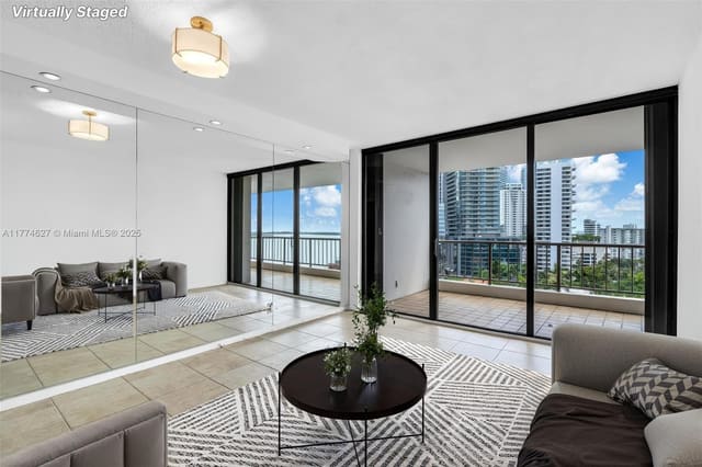 1581 Brickell Avenue 808, Miami, FL 33129