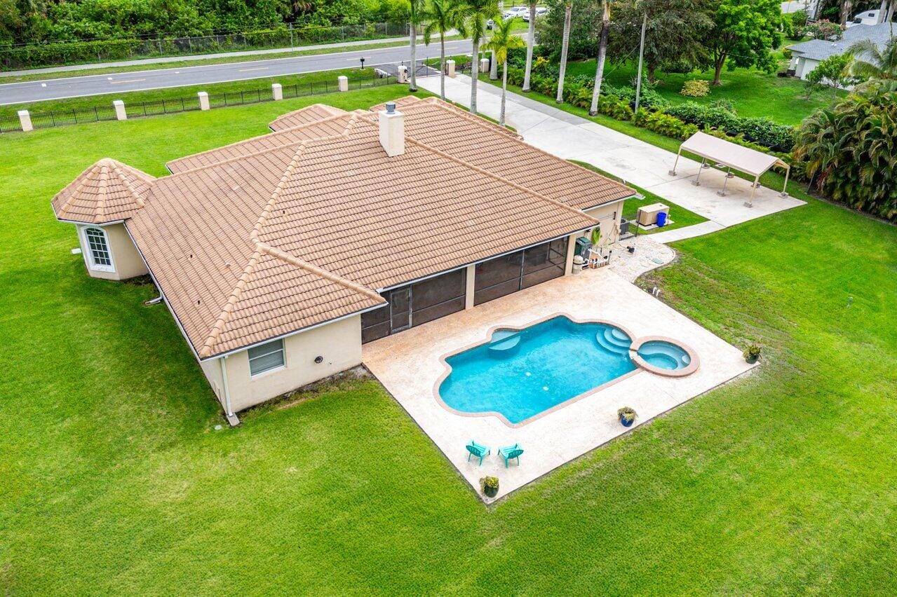 18301 Hamlin Boulevard — photo 4